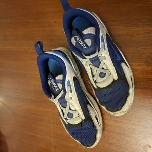 Nike AirMax 2022 CW1627-400 Youth Kids Size 3Y